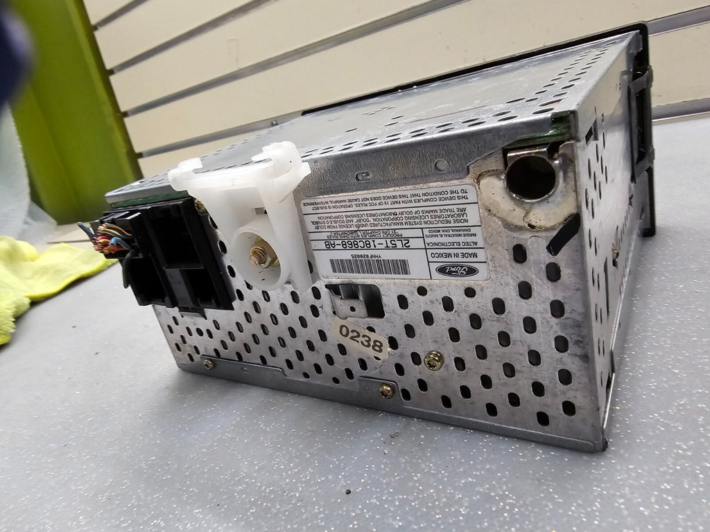 🔥2001 - 2005 Ford Lincoln Mercury OEM AM FM Radio Single CD Player Receiver