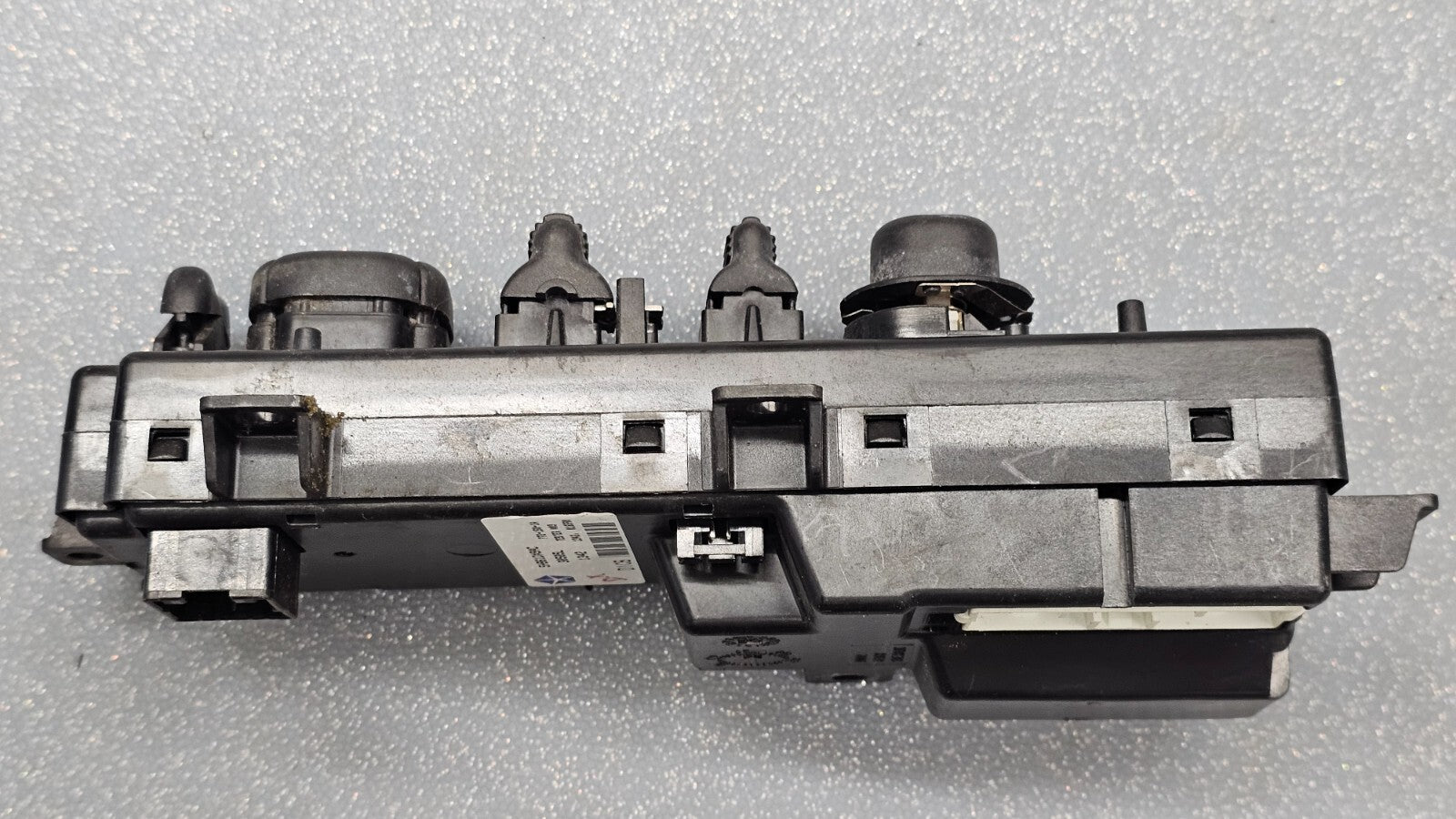 99-04 Jeep Grand Cherokee Driver Left Master Door Window Mirror Switch Assembly