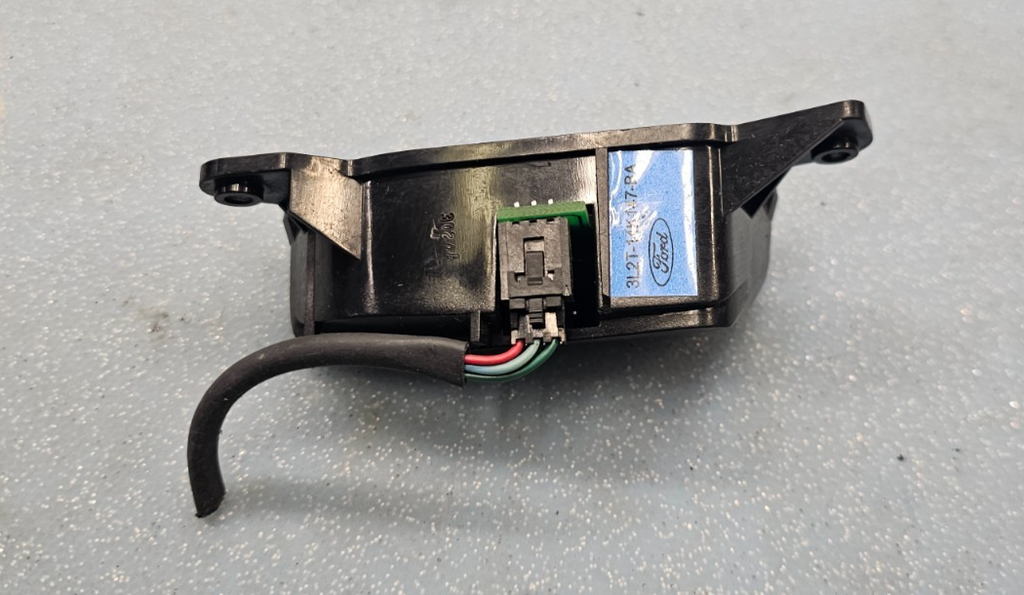 🔥02-06 EXPLORER/MERCURY EXPEDITION STEER WHEEL CRUISE CONTROL SWITCH BLACK