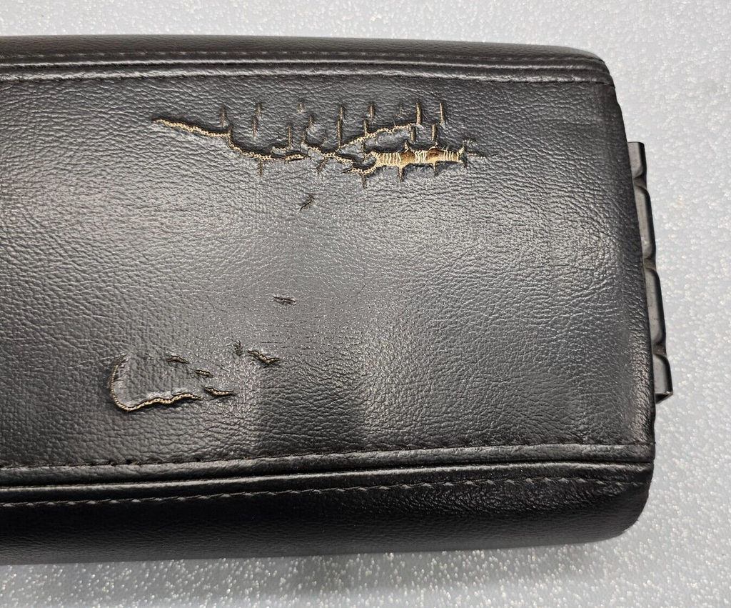 🔥02-09 Trailblazer ENVOY Center Console Armrest Lid Top Pad Cover LEATHER BLACK