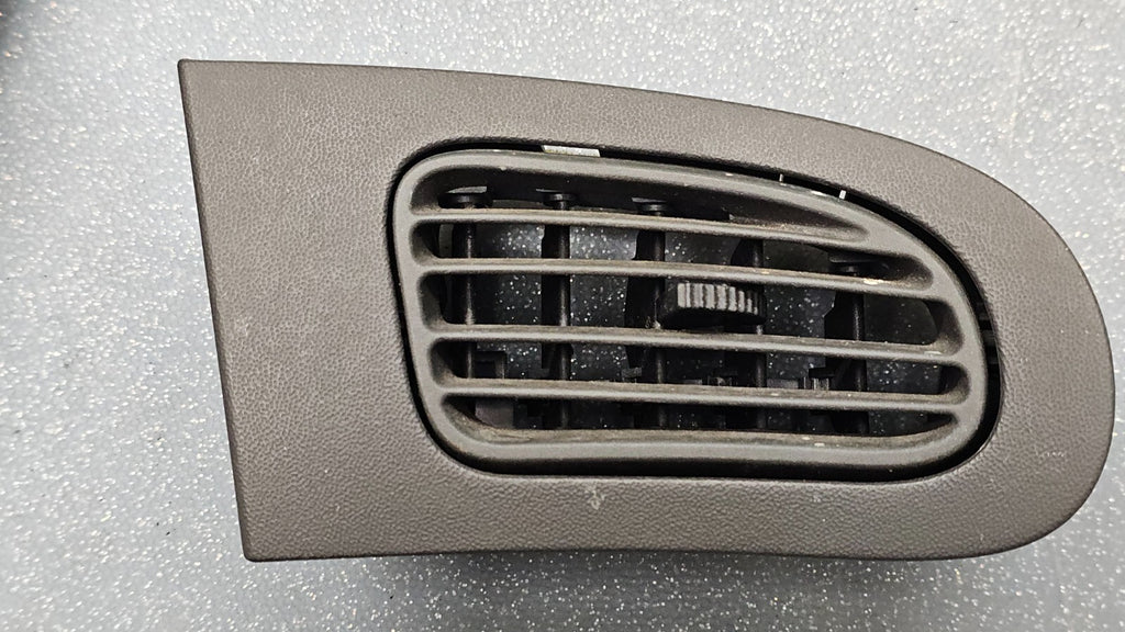 🔥97-02 Ford Escort Dash Right Passenger Air Vent Heater Conditioning Dark Gray