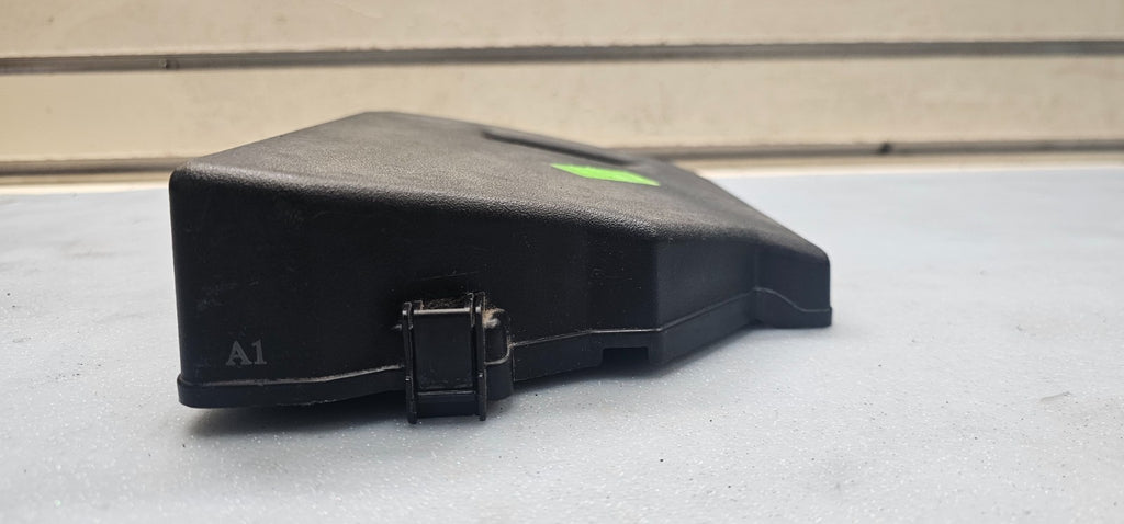 🔥09-14 Toyota Corolla Matrix Engine Fuse Upper Relay Block Box  Cover Lid OEM