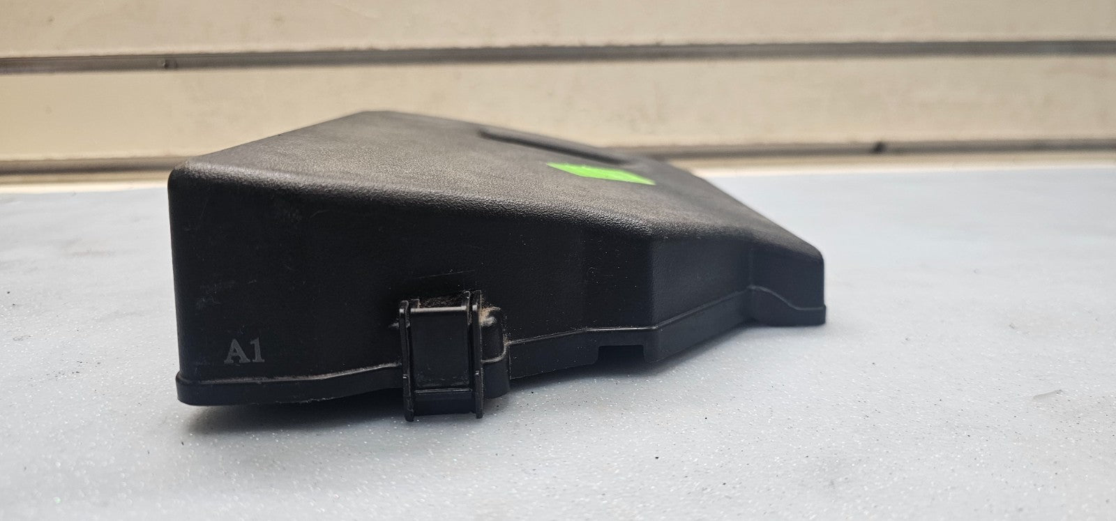 🔥09-14 Toyota Corolla Matrix Engine Fuse Upper Relay Block Box  Cover Lid OEM