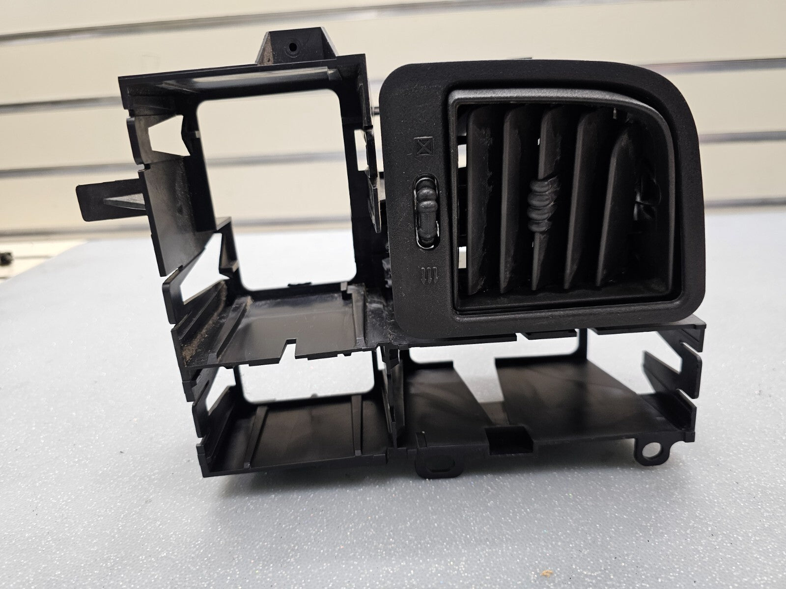 🔥99-06 Chevy Silverado Sierra Headlight Switch left Driver Air Vent black HS19