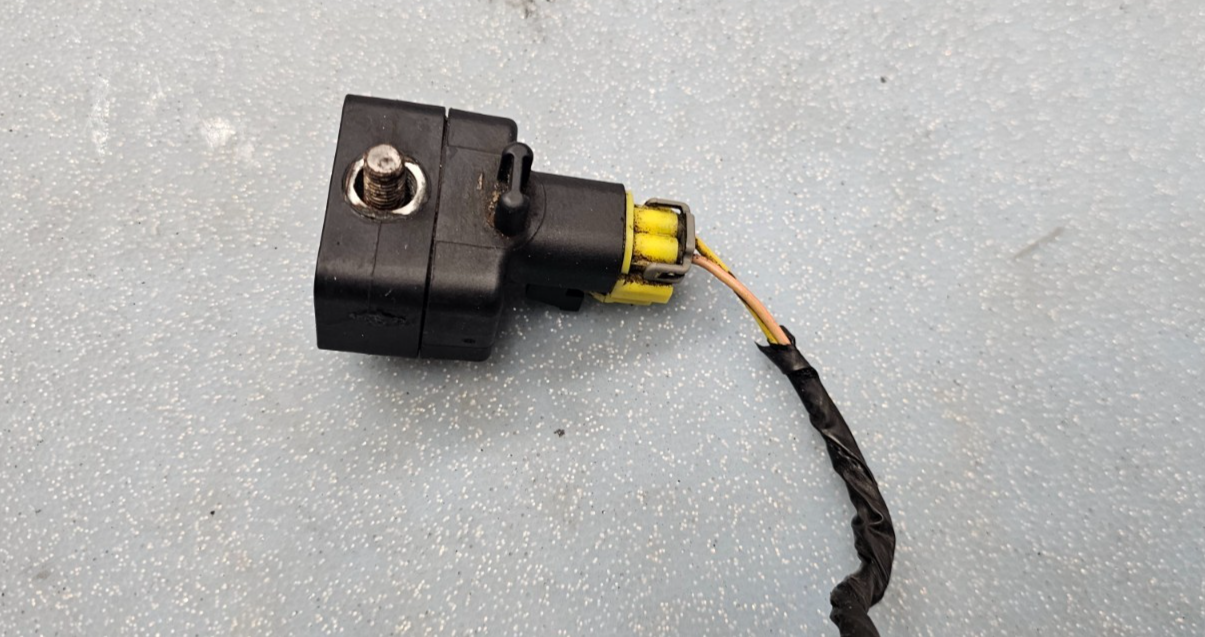 🔥2007-2008 Chevrolet Silverado GMC Sierra Front Impact Sensor