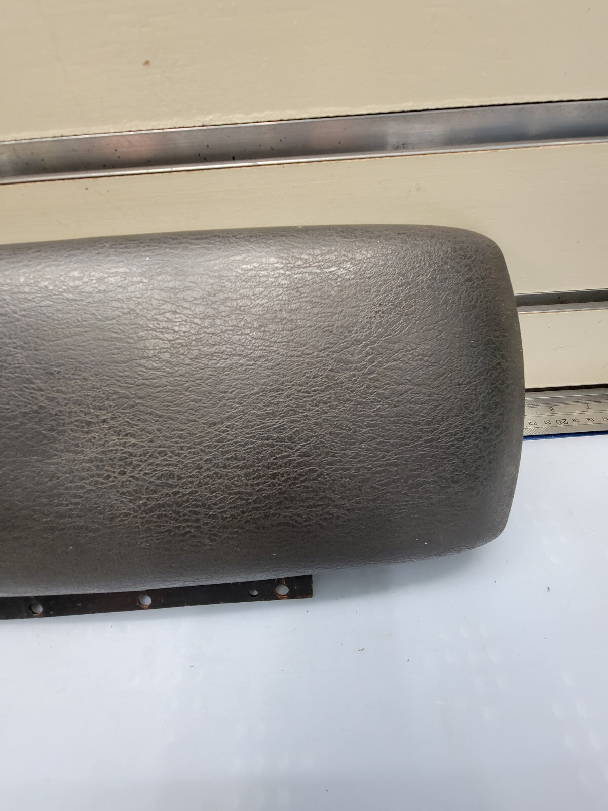 🔥2001-2007 Dodge Dakota/ Durango Center Console Lid Bracket Armrest Black