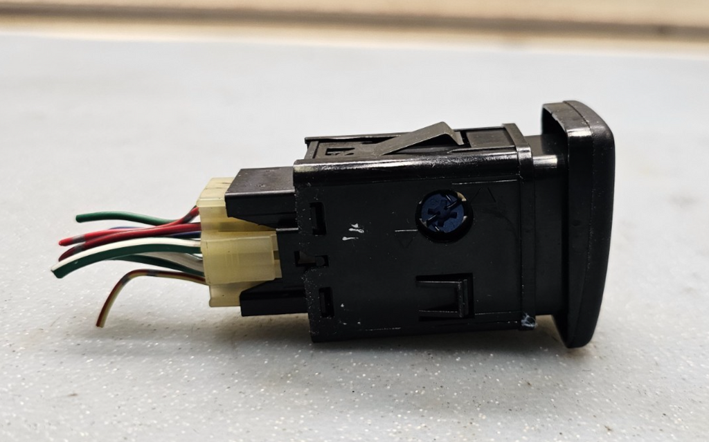 🔥1999–2004 Honda Odyssey Emergency Hazard Light Switch black OEM