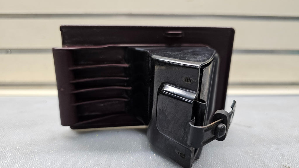 🔥95-99 CHEVY GMC SILVERADO YUKON TAHOE C/K Lighter Port Ashtray Assembly RED