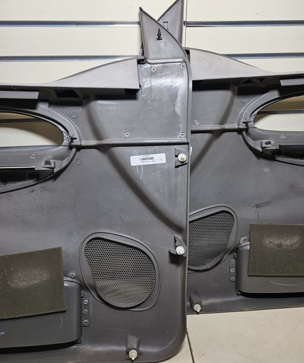 🔥02-09 CHEVY TRAILBLAZER Door Panel  Front LEFT&RIGHT Set2 armrest GRAY DK G D8