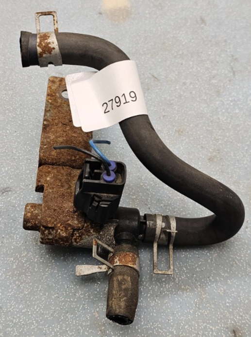 🔥03-06  Toyota Corolla /Matrix Vacuum Switch Valve /TC