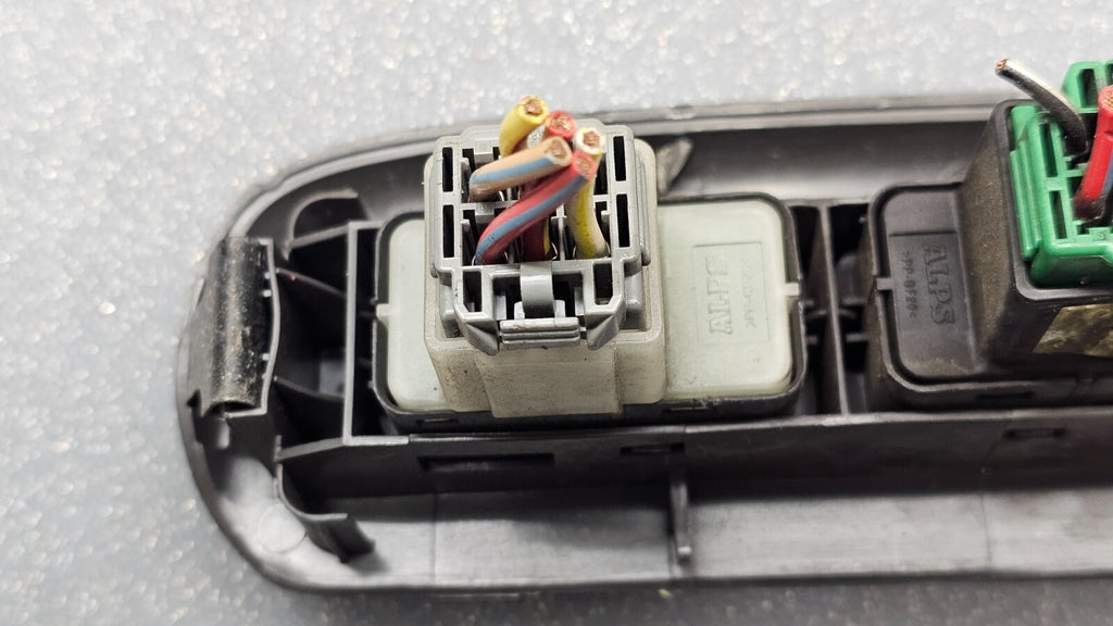 🔥01-07 FORD ESCAPE RIGHT PASSENGER FRONT POWER DOOR WINDOW SWITCH BLACK OEM