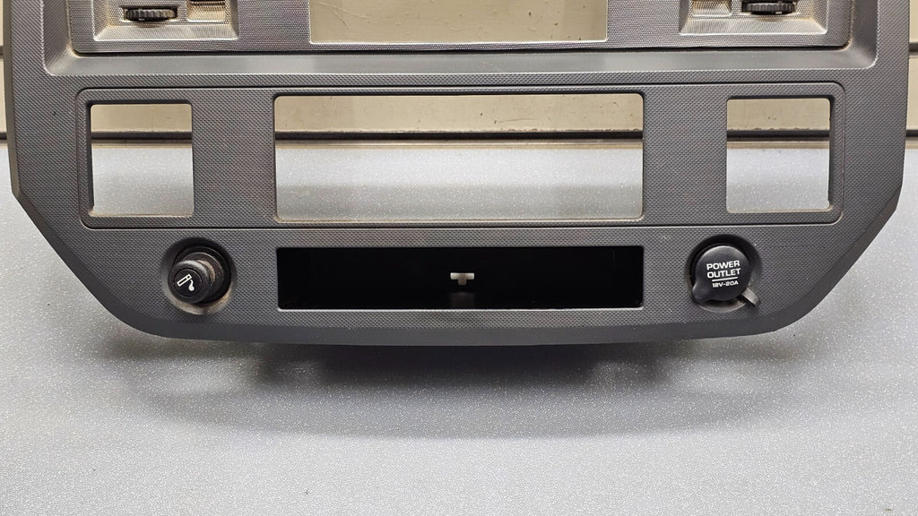 🔥06-08 Dodge RAM Dash FM RADIO Stereo Bezel Climate Trim Panel Silver/Black B11