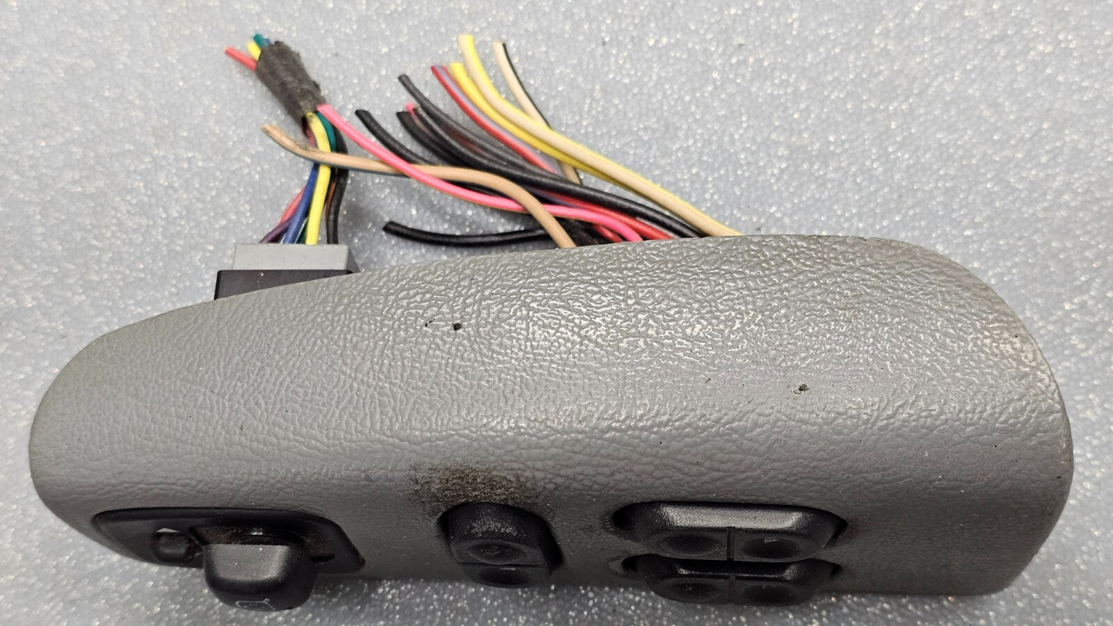 03-08 Ford E150 E250 E350 Left Driver Door Mirror Window Power Switch Lock Gray