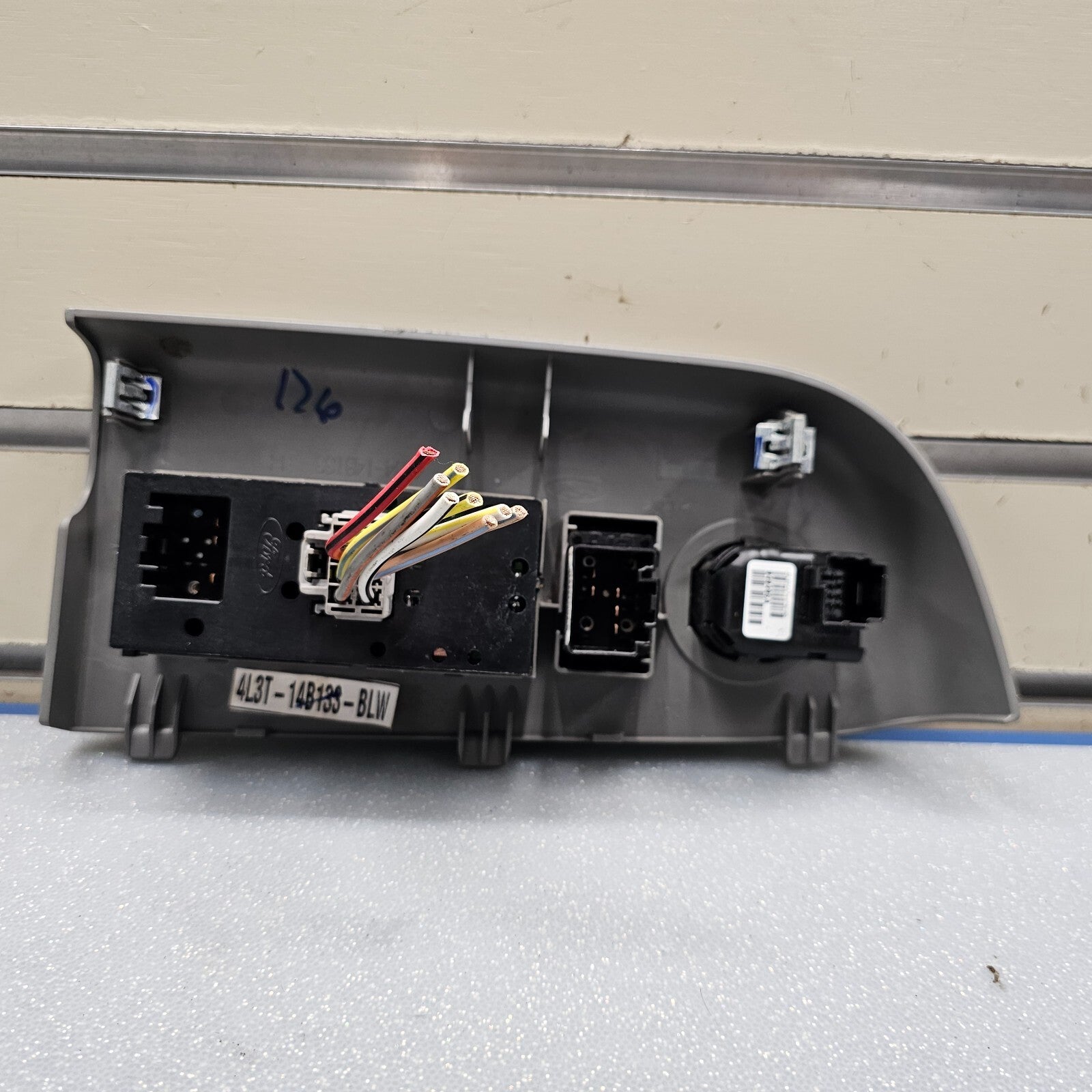 🔥04-08 Ford F150 Left Driver Master Door Window Power Switch Control Gray WS24