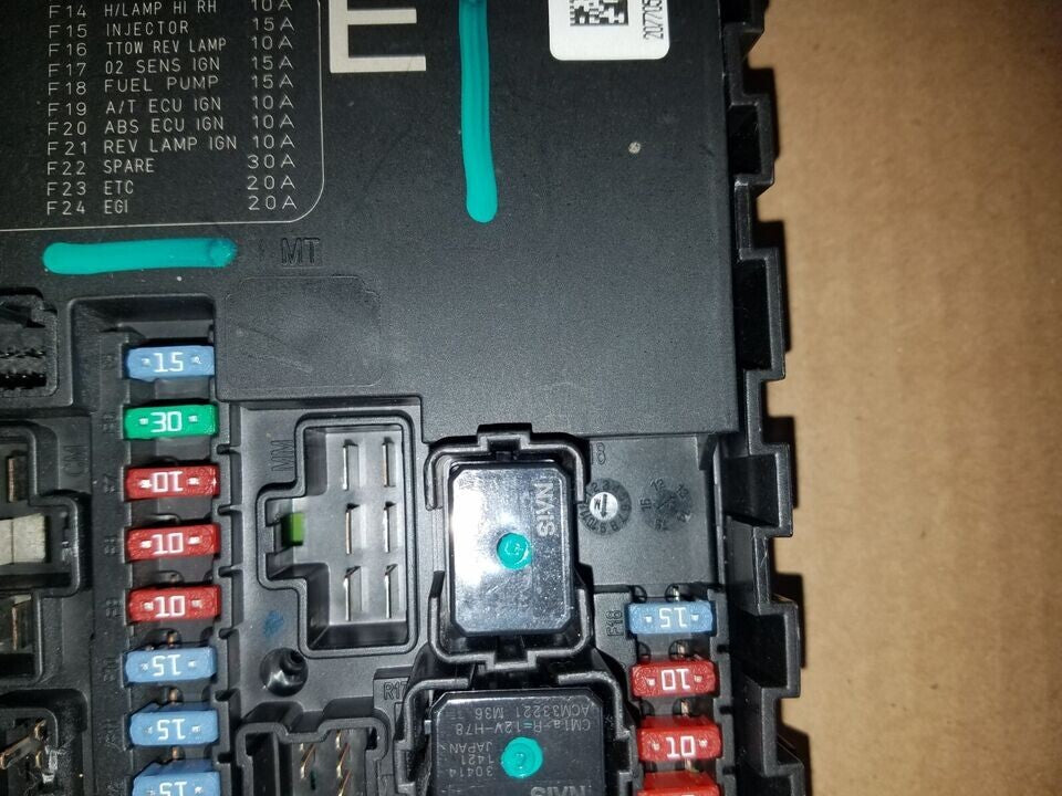 06-15 NISSAN PATHFINDER ARMADA IPDM CONTROLLER ENGINE FUSE BOX RELAY BLOCK PANEL