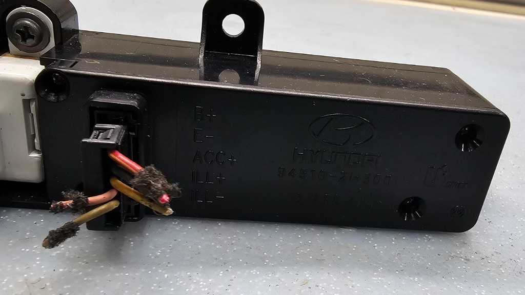 🔥2006-2010 Hyundai Elantra Dash Digital Clock Time Display Assembly OEM