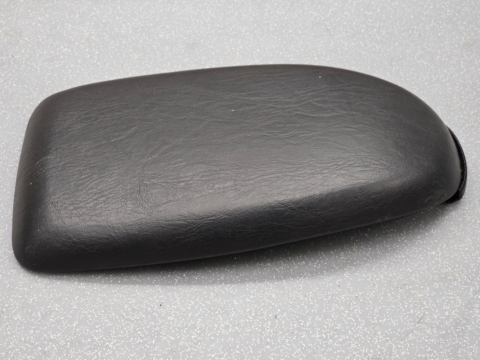 🔥00-07 FOCUS CENTER CONSOLE LID ARMREST COVER LEATHER STORAGE ASSEMBLY BLACK