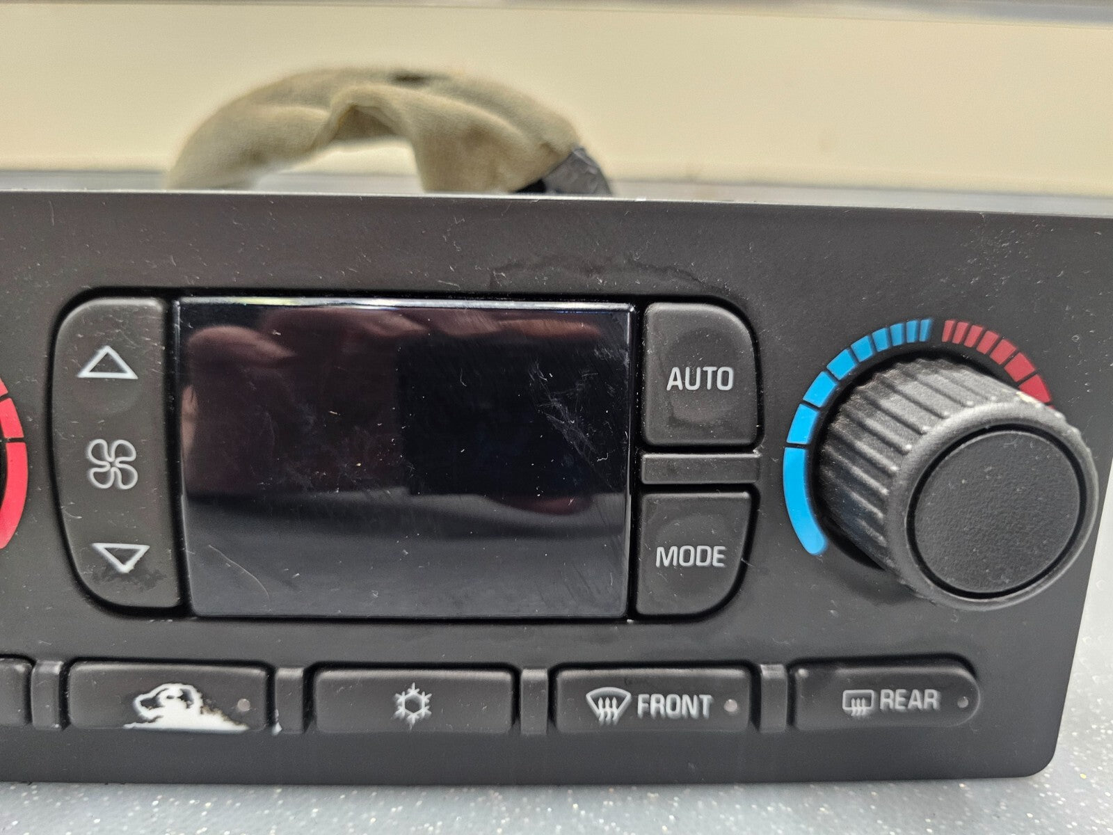 03-06 Silverado Sierra Dash Climate Heater Temperature Control Air Conditioning
