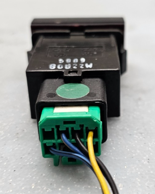 🔥04-09 Kia Cerato/Spectra Hazard Warning light switch Black OEM