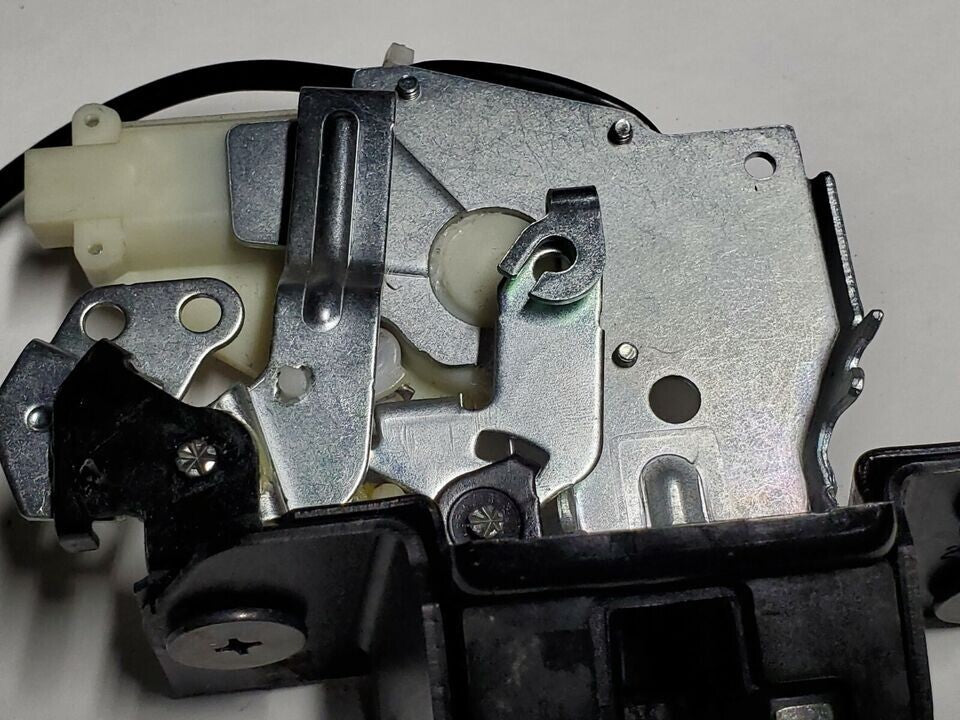 03-08 Honda Pilot Liftgate Lift Gate Trunk Latch Tailgate Lock Actuator Assembly
