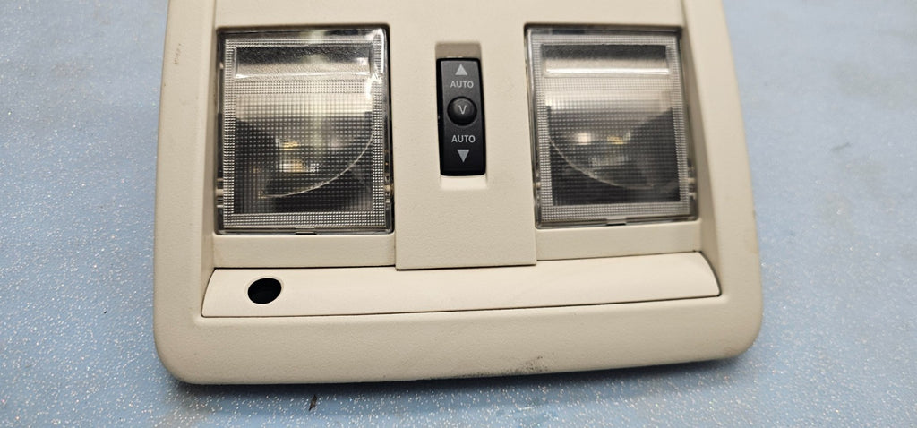 🔥08-12 Jeep Liberty Overhead Roof Console Sunroof Dome Light Lamp Assembly Tan