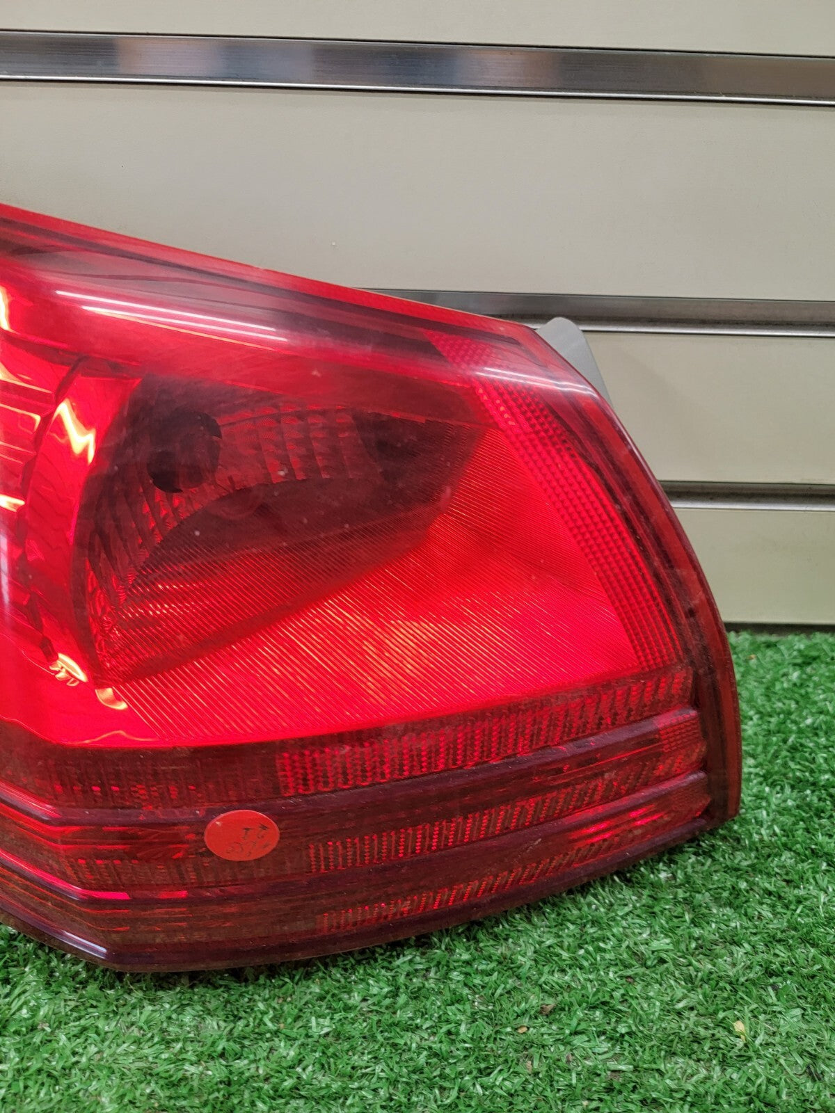 🔥2008-2013 Nissan Rogue Tail Light Lamp Left Driver Side Assembly Chrome