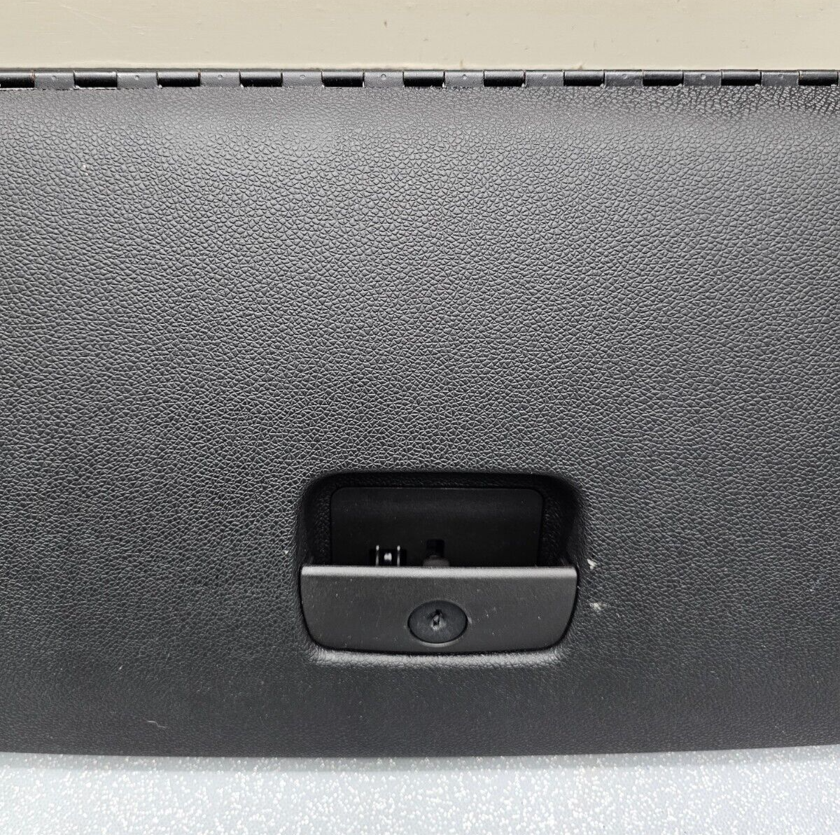 🔥07-13 Silverado SIERRA Dash UPPER GLOVE BOX Storage Compartment Door BLACK G4