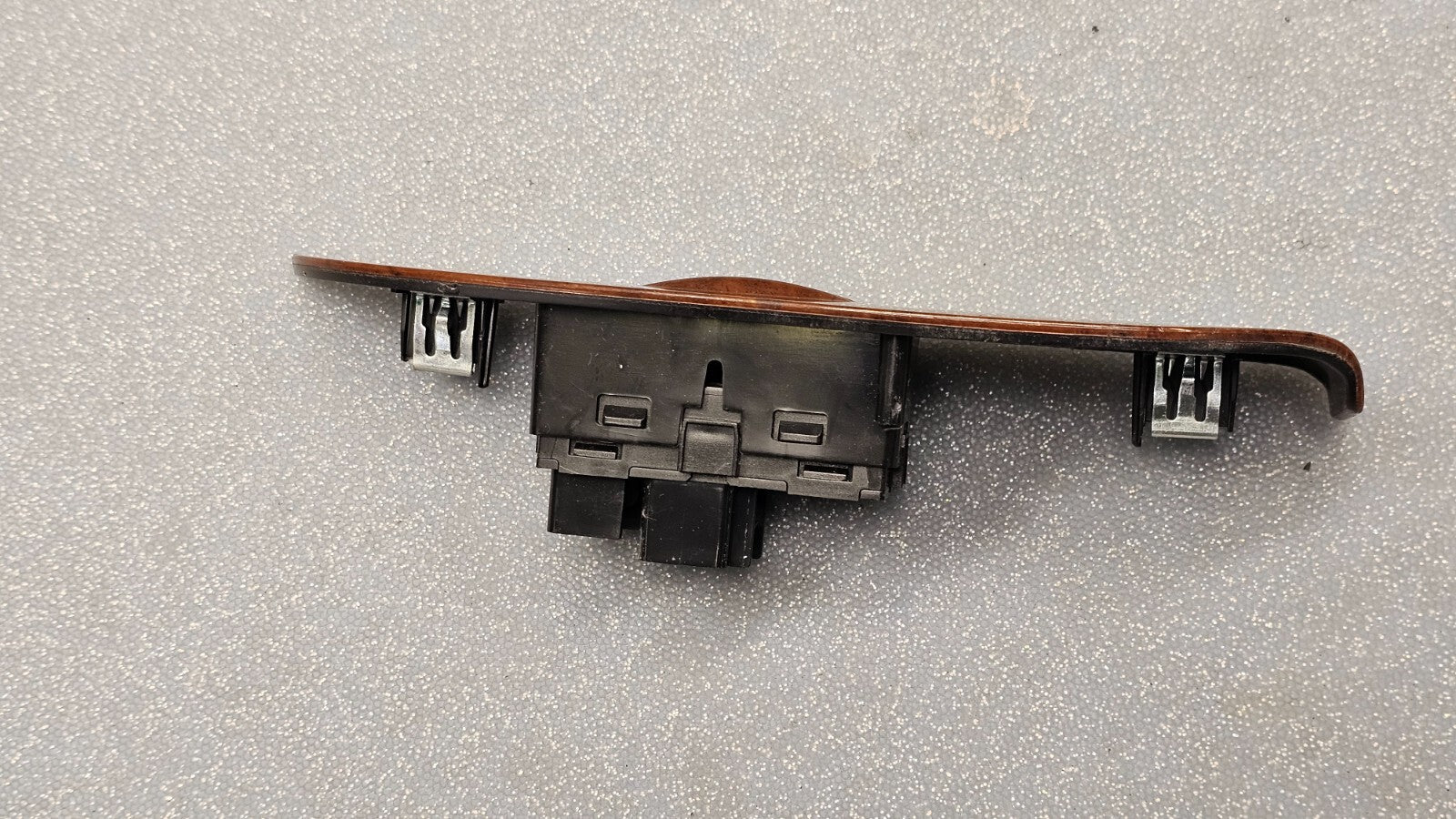 07-13 Suburban Yukon Rear Right Passenger Power Window Switch Assembly Wood WS5