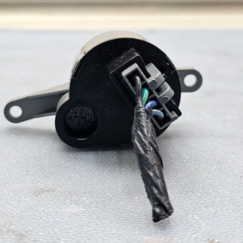 🔥01-04 Escape 4X4 Switch Auto/On Positions Without Knob May Fit