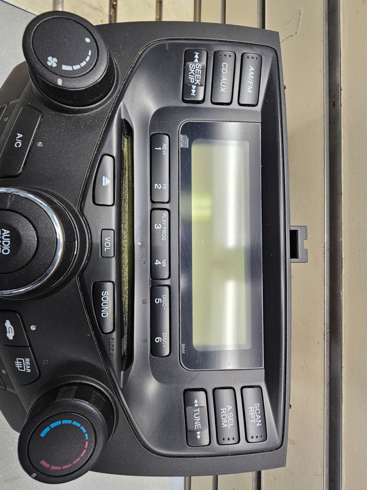 🔥03-07 Honda ACCORD AM/FM Radio MP3 CD Player AC Climate Control v3 2AC0