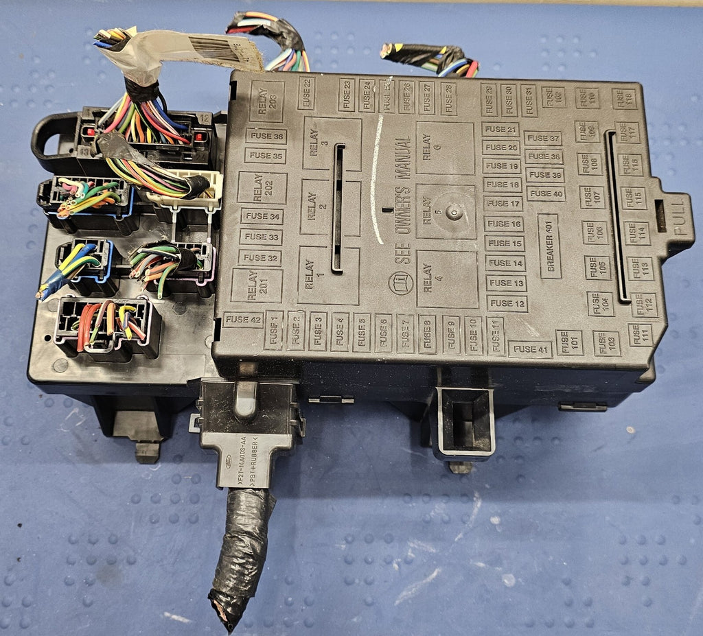 🔥04 -07 Ford F150 Fuse Box Power Distribution 5l3t14a067bc  5L3T-14A067-BC