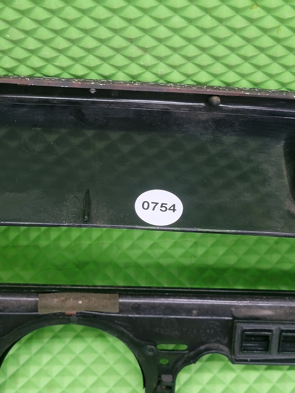 87-91 Ford F-150 F250 BRONCO Dash CLUSTER Bezel Speedo Gauge Trim woodgrain C11
