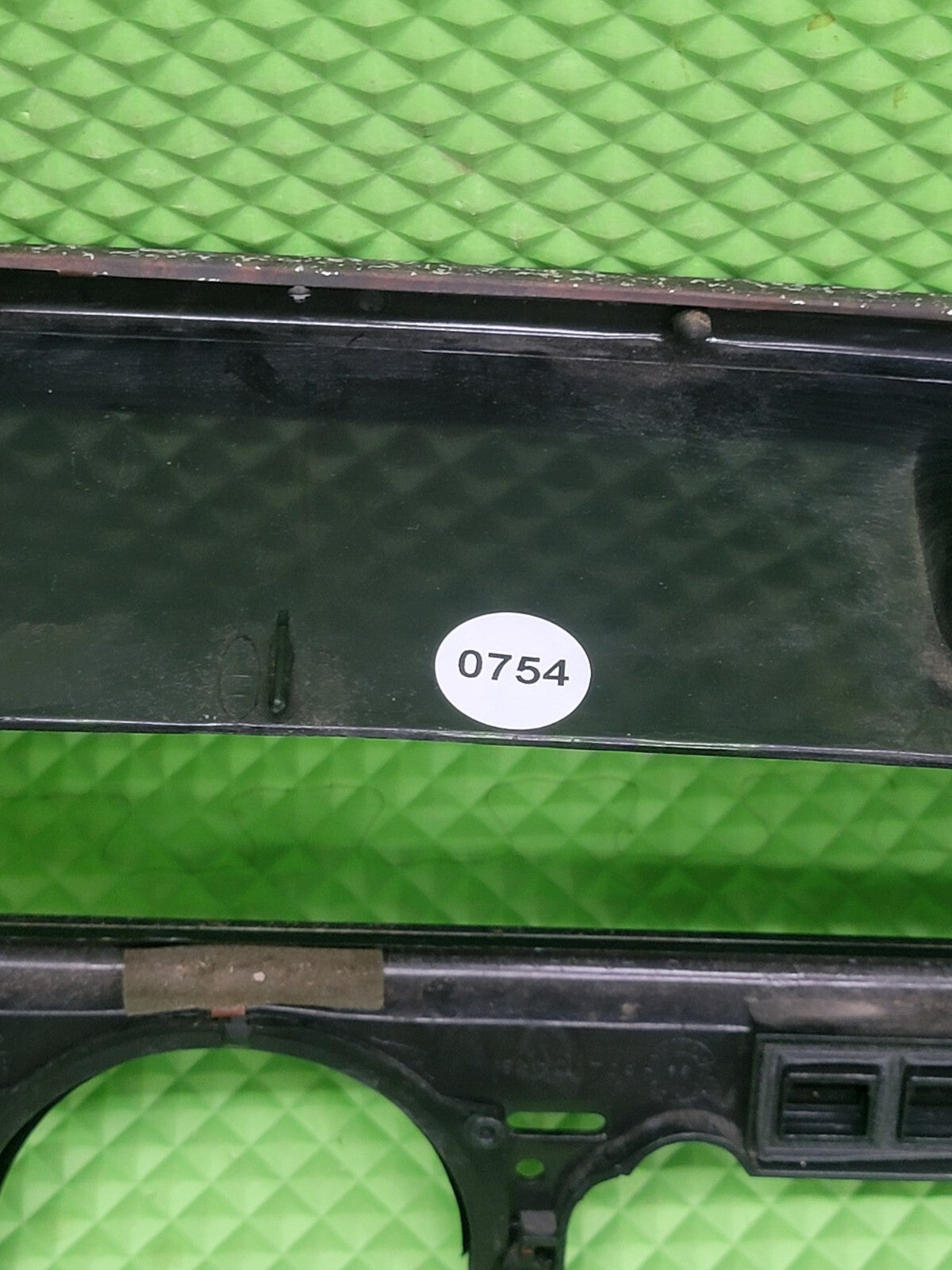 87-91 Ford F-150 F250 BRONCO Dash CLUSTER Bezel Speedo Gauge Trim woodgrain C11