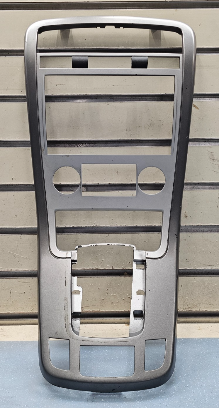 🔥07-09 Equinox Center Dash Radio Climate Stereo Bezel Trim Panel SILVER B43