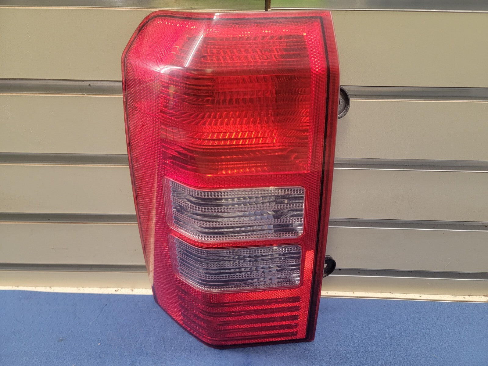🔥2008-2012 Jeep Chrysler  Patriot-Taillight Left OEM genuine