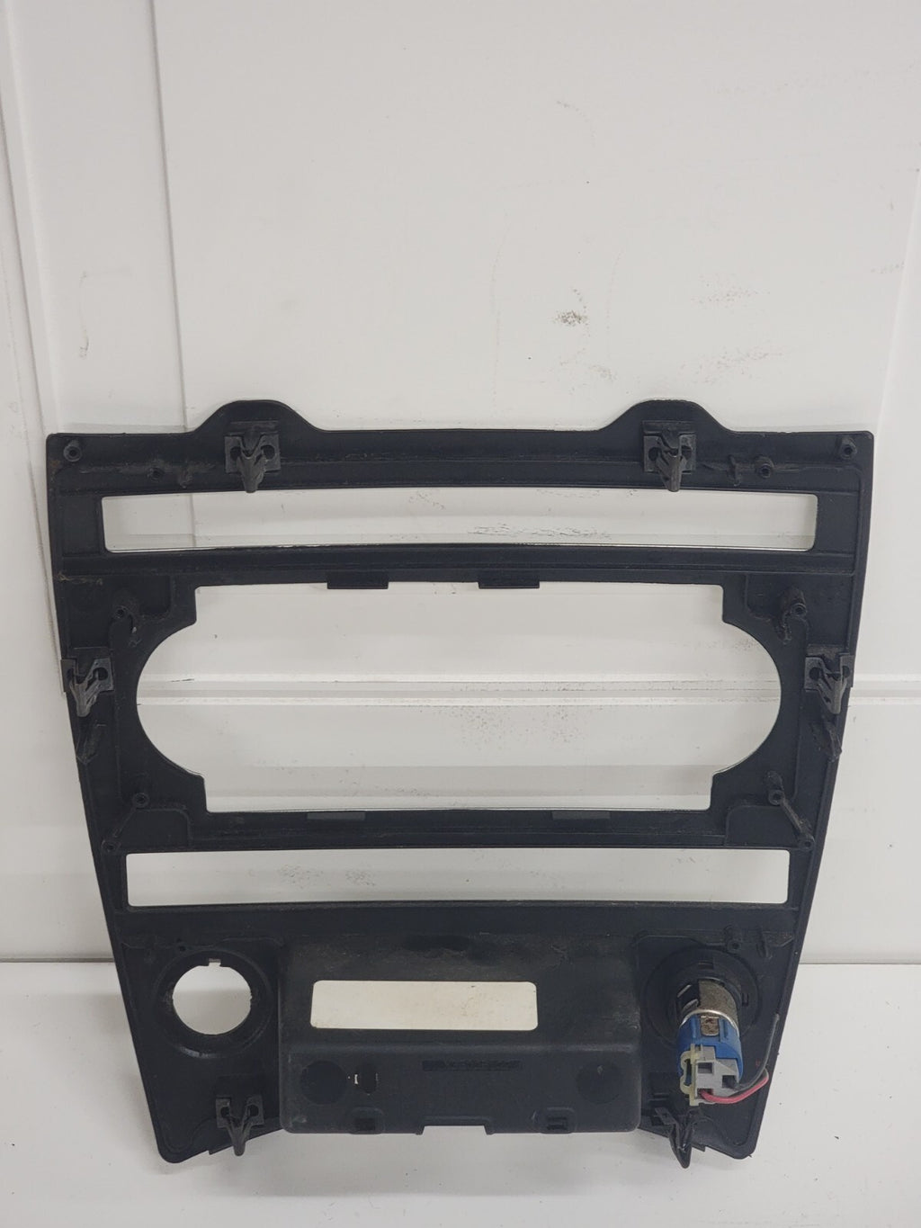 🔥2005-2006 JEEP GRAND CHEROKEE DASH PANEL RADIO SURROUND TRIM BEZEL OEM B70