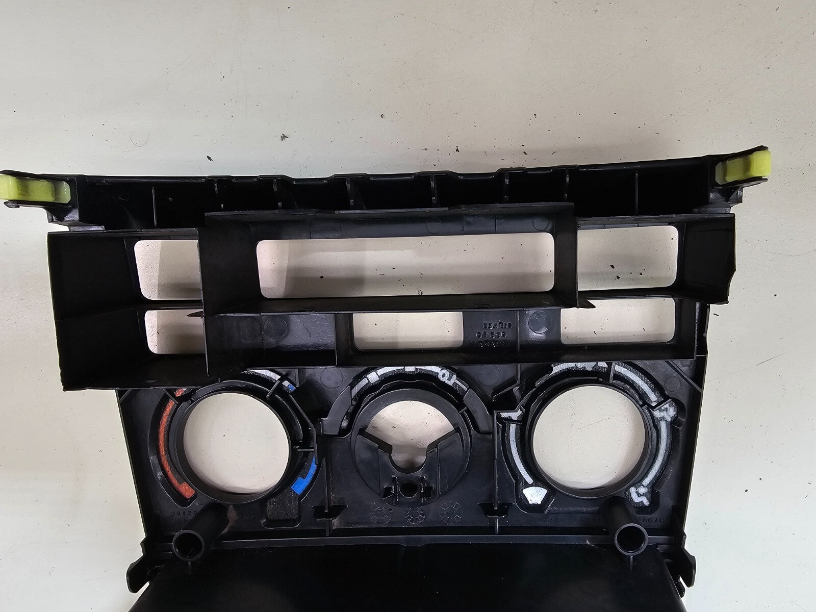 🔥03-08 TOYOTA COROLLA CENTER DASH CLIMATE CONTROL BEZEL TRIM PANEL BLACK OEM