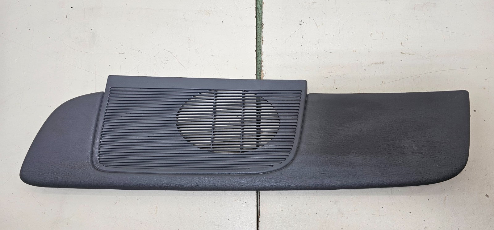 🔥01-07 Caravan Town Country Rear Right Passenger Door Speaker Cover Panel Black
