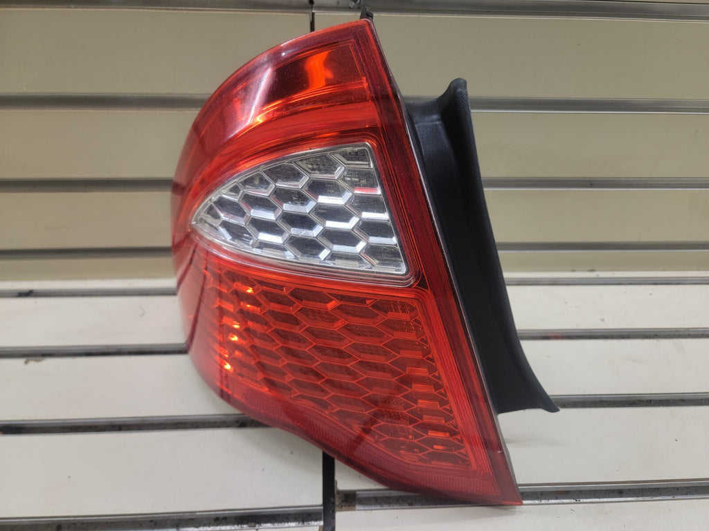 🔥10-12 Ford FUSION Tail Light Break Light Lamp Assembly Rear left driver OEM