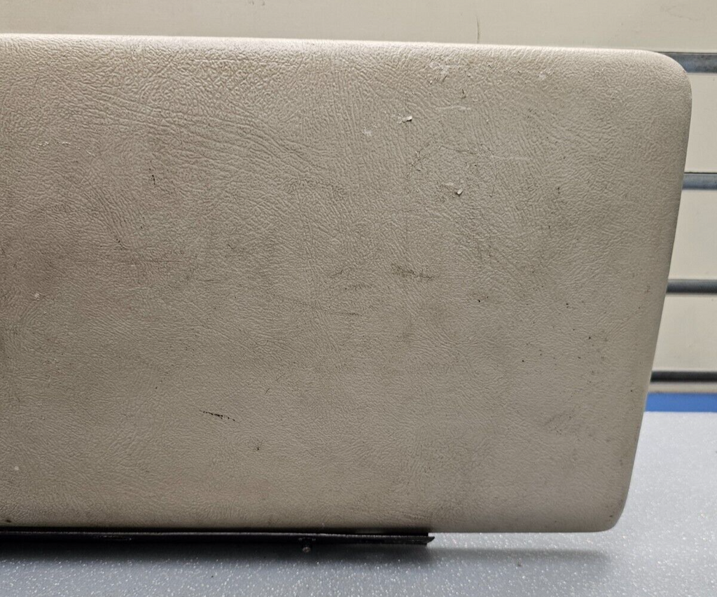 🔥99-06 SILVERADO SIERRA Dash GLOVE BOX Storage Compartment Door Assembly Tan G3
