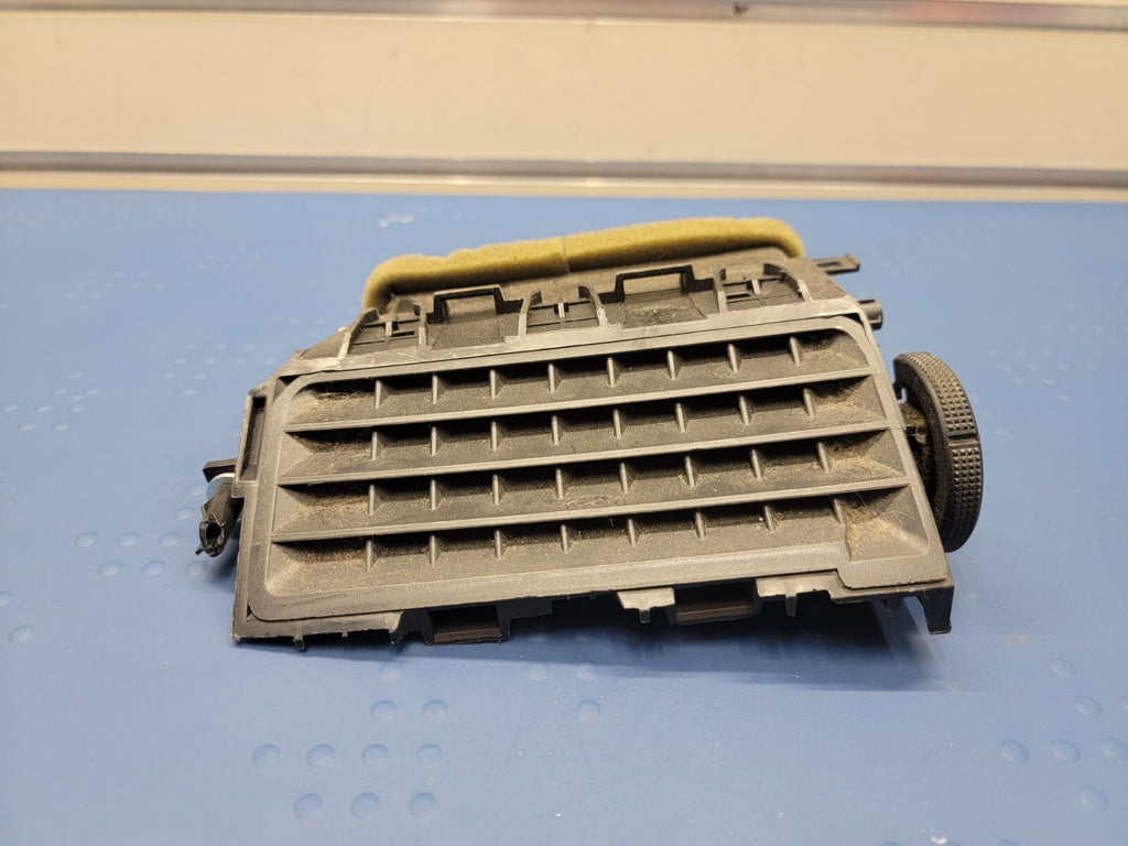 🔥2007-2012 Nissan Versa Dash Center Air Vent LEFT grey gray VT20