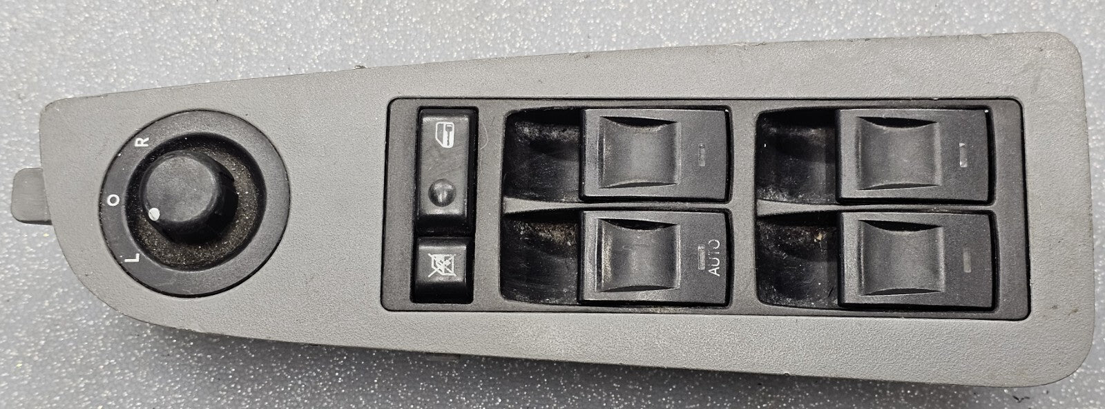 04-06 Charger Magnum Durango Dakota Left Driver Master Power Window Switch Gray