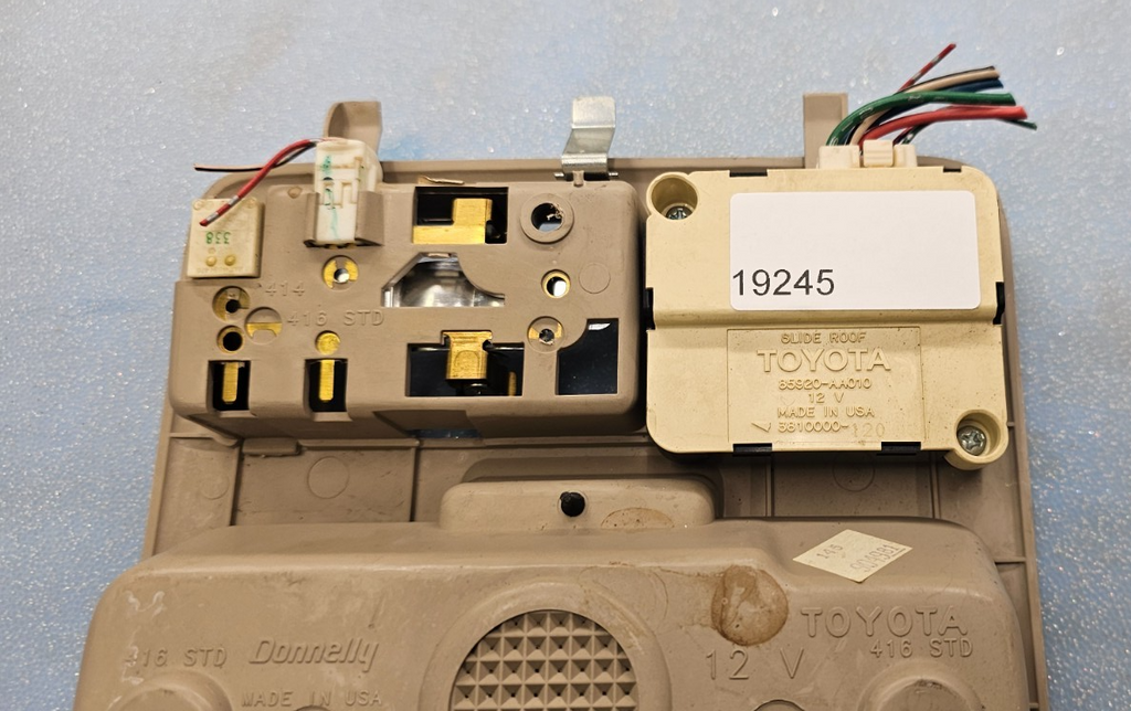 00-05 TOYOTA HIGHLANDER Overhead Console Sunglasses Storage Sunroof Switch TAN