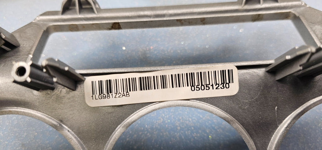 🔥07-12 Dodge Nitro Front Center Dash Radio Trim Panel Bezel Assembly Silver OEM