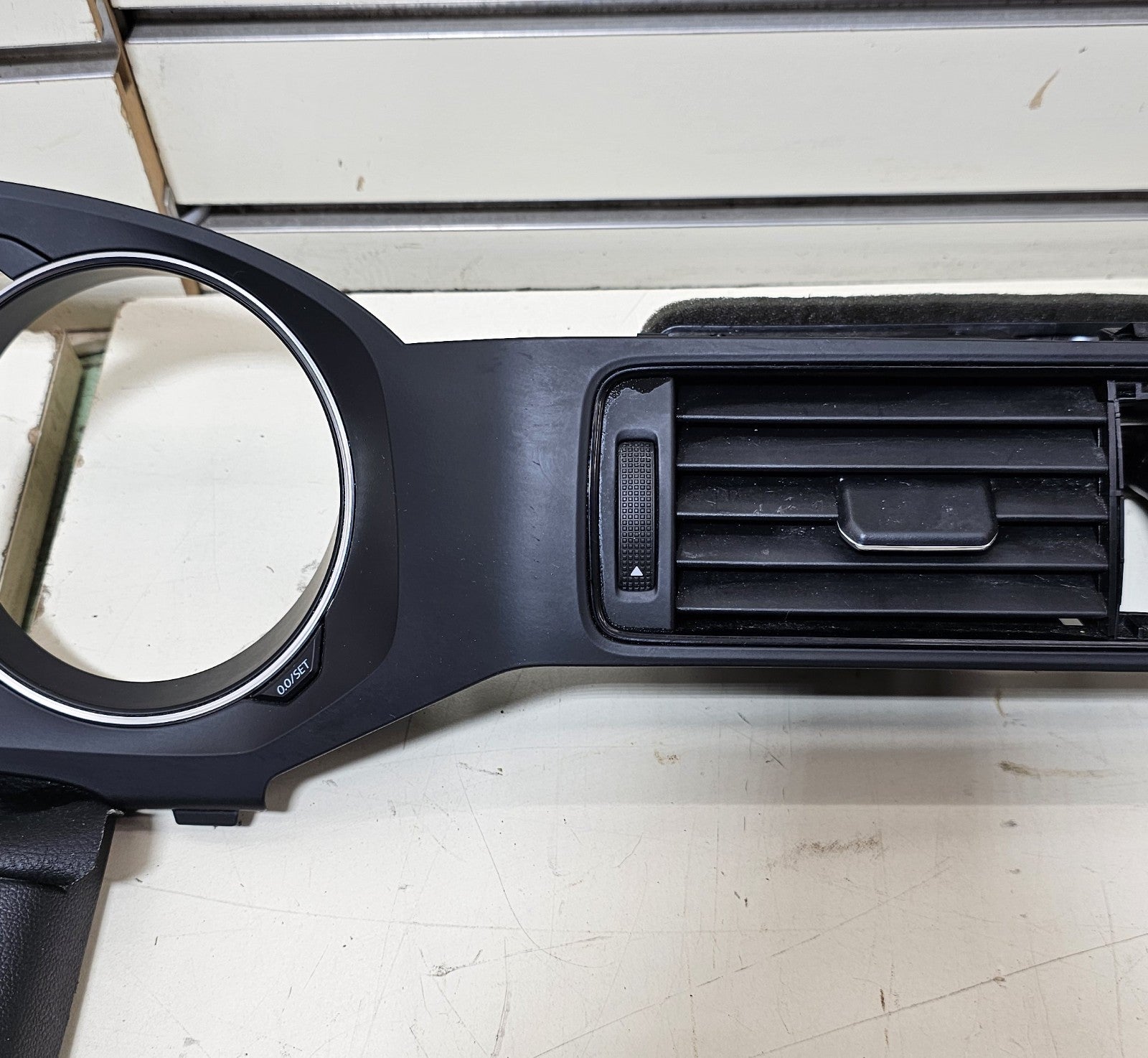 🔥11-14 Volkswagen Jetta Speedometer Instrument Cluster Dash Bezel Air Vent Trim