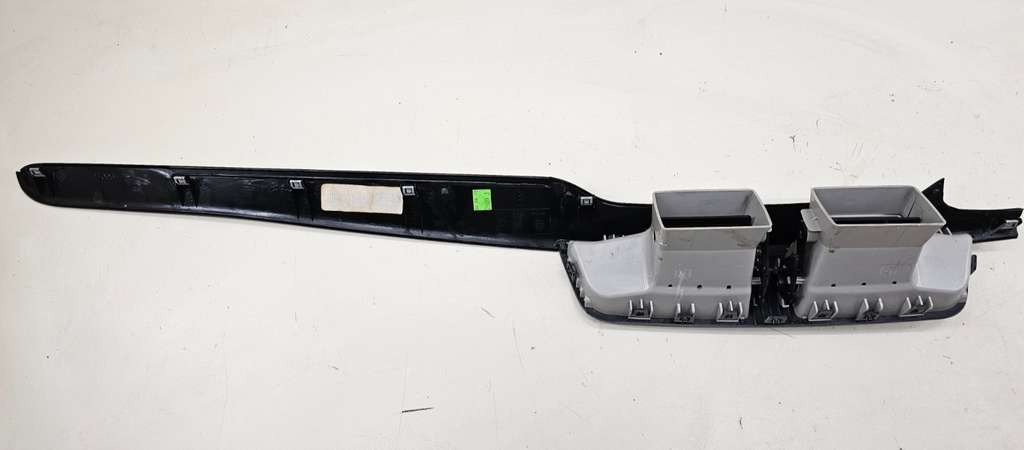 🔥09-14 Volkswagen Routan Dash Front Center Trim Bezel Panel Air Vent Silver OEM