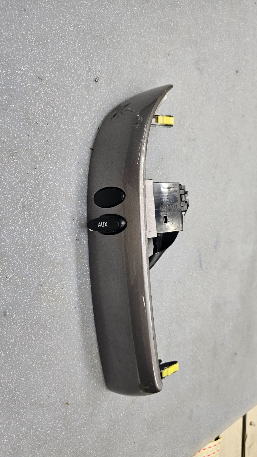 🔥06-10 Toyota Sienna Dash Hazard Defrost Light Door Switch Trim Bezel Silver