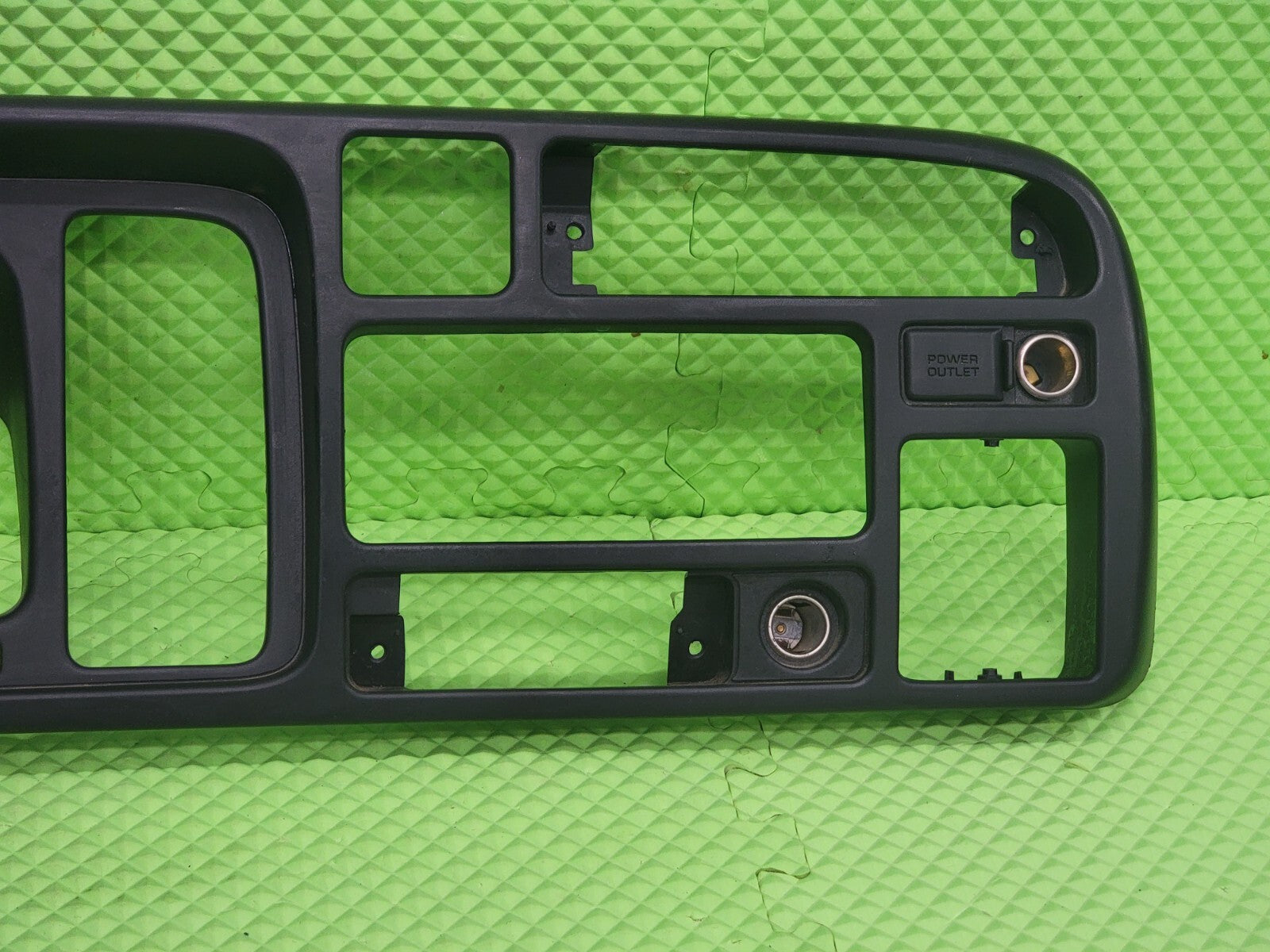 🔥94-97 Dodge Ram 1500 2500 3500 - Dash Trim Surround Bezel Vents OEM Black