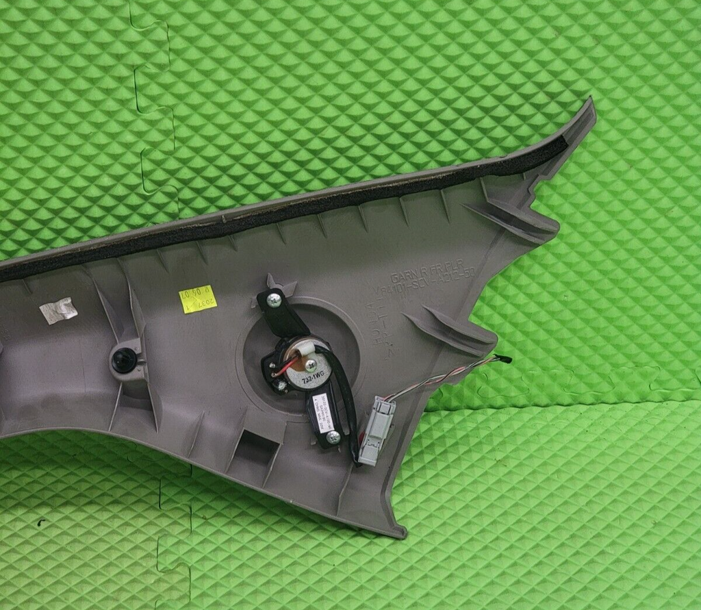 🔥07-11 HONDA ELEMENT FRONT RIGHT PASSENGER INTERIOR PILLAR TRIM COVER GRAY OEM
