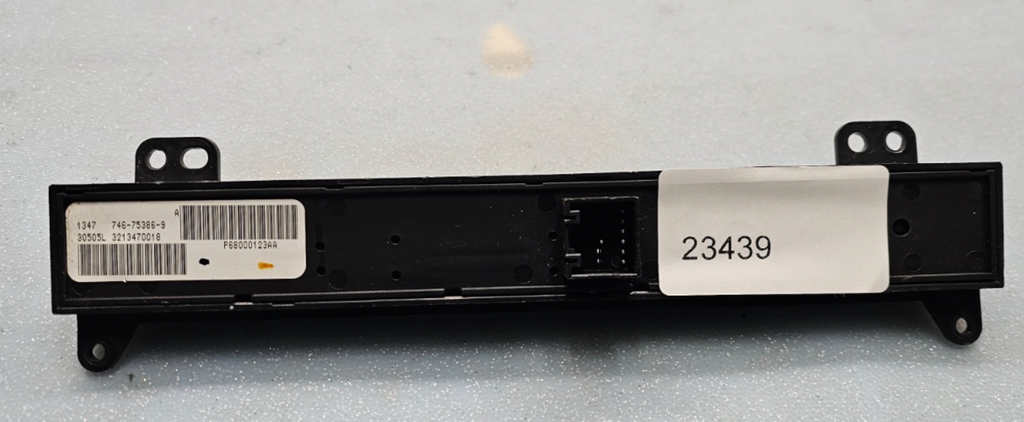 🔥06-07 Grand Cherokee Commander Information Switch Control Instrument Panel